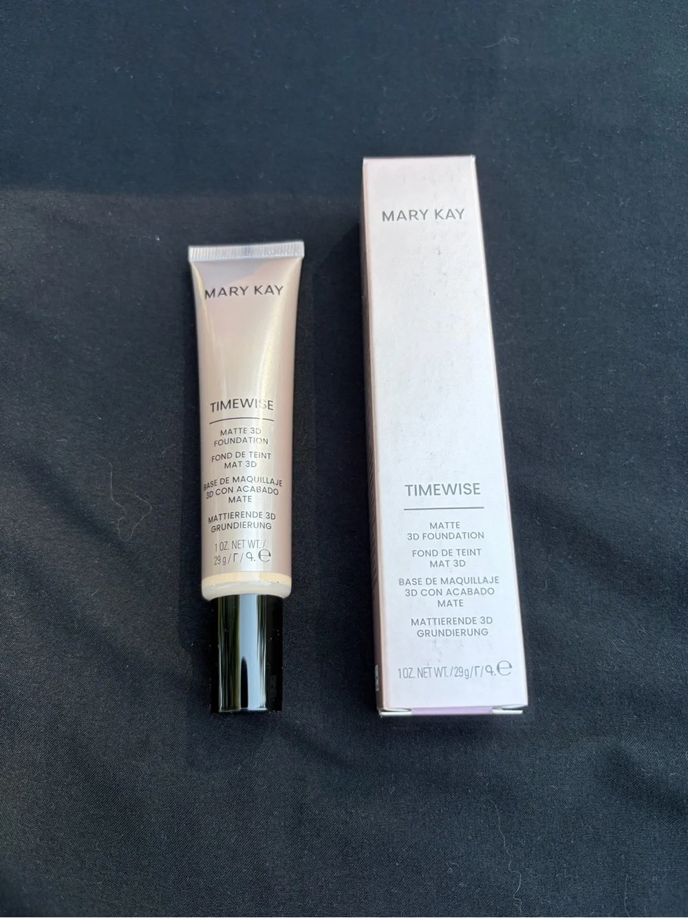 Mary Kay TimeWise Matte 3D Foundation - Light 7